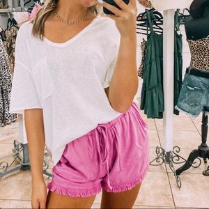 Frayed bottom shorts pink